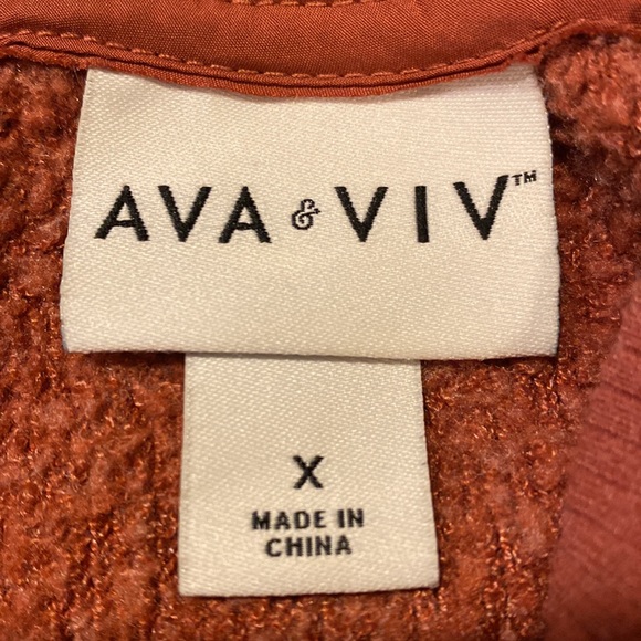 AVA & VIV top, size X - Picture 3 of 5